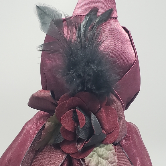 The Bearington Collection Victorian Dress Form (Style# 9733) - Picture 8 of 13